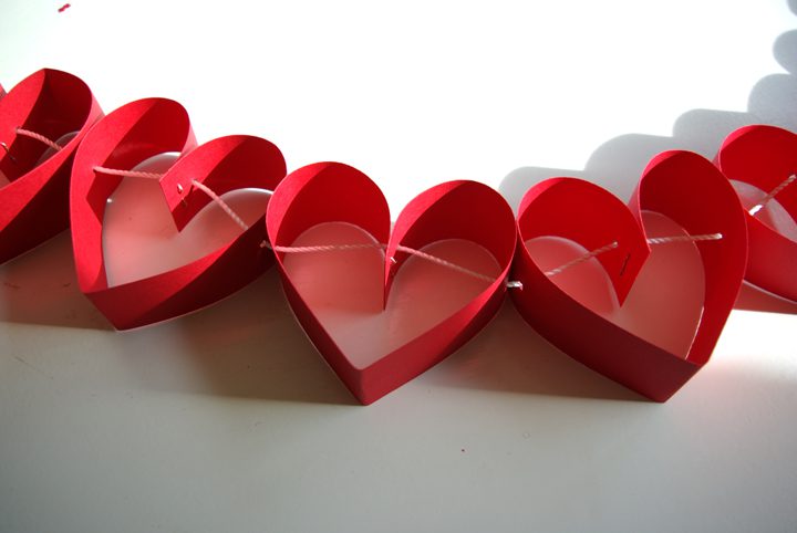HeartGarland12